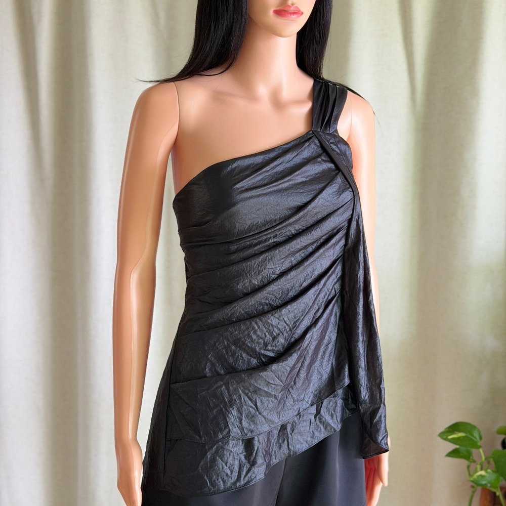BCBGMAXAZRIA Black One Shoulder Ruched Draped Textured Top 8 Minimalist Chic Y2K